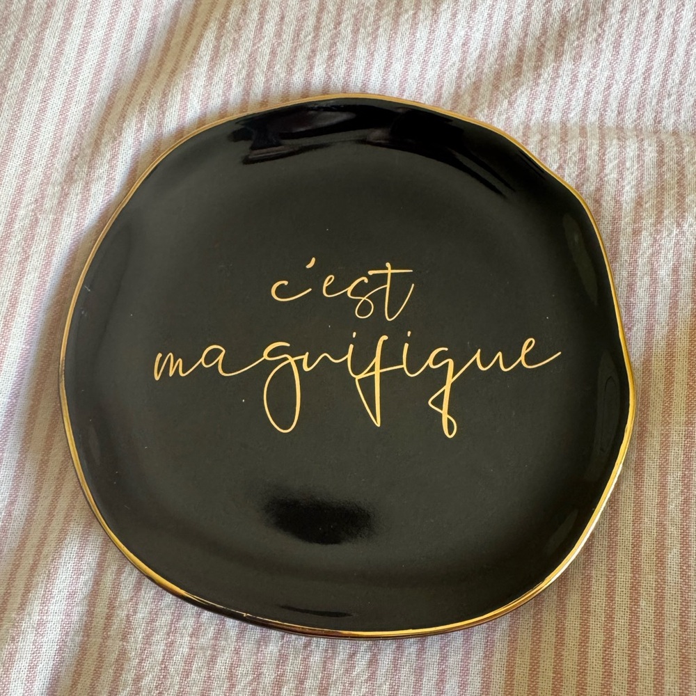 NWT Jewelry catchall